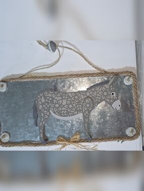3D Layered DONKEY Wall (Includes 50% Donation)